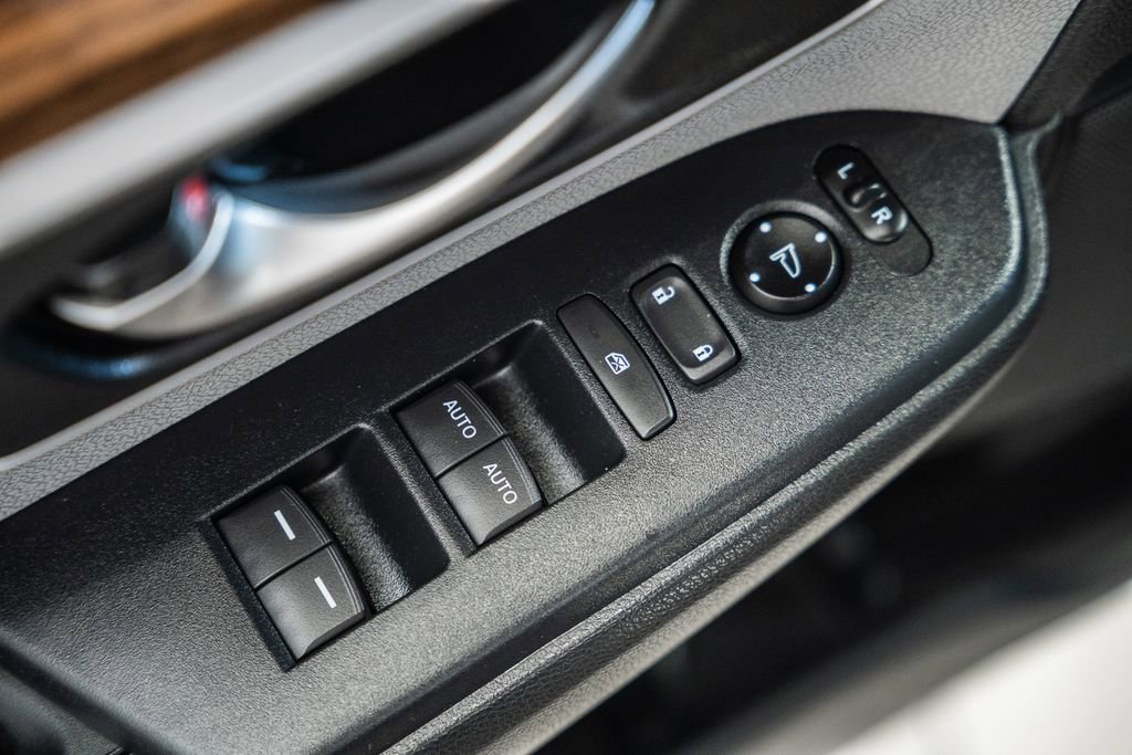 Used 2018 Honda CR-V EX image 38