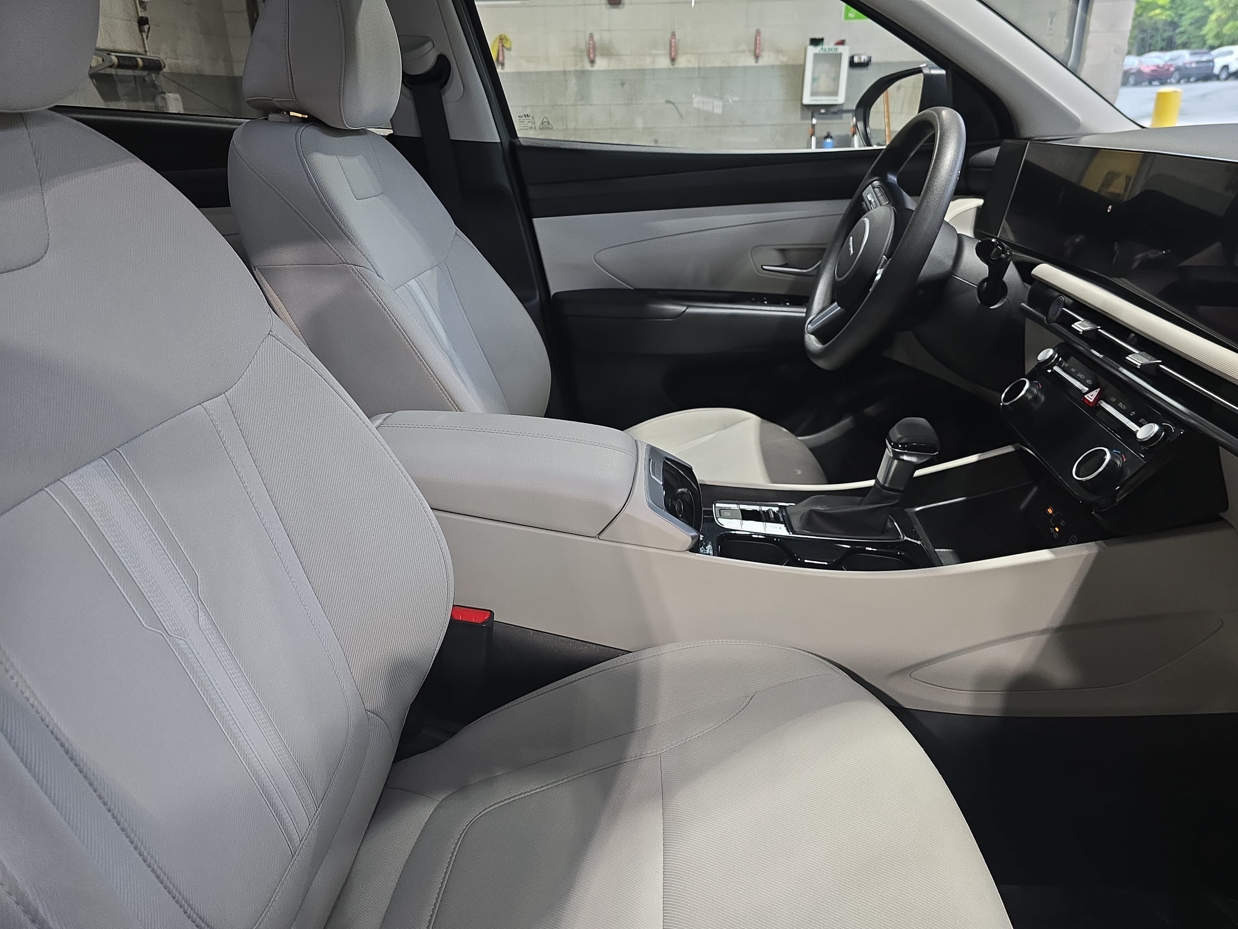 Used 2026 Hyundai Tucson SEL AWD/4WD image 10