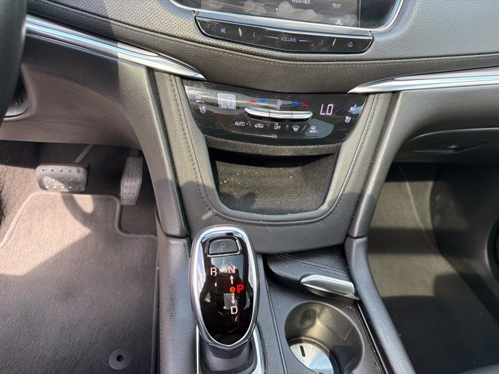 Used 2018 Cadillac XT5 Premium Luxury AWD/4WD image 30