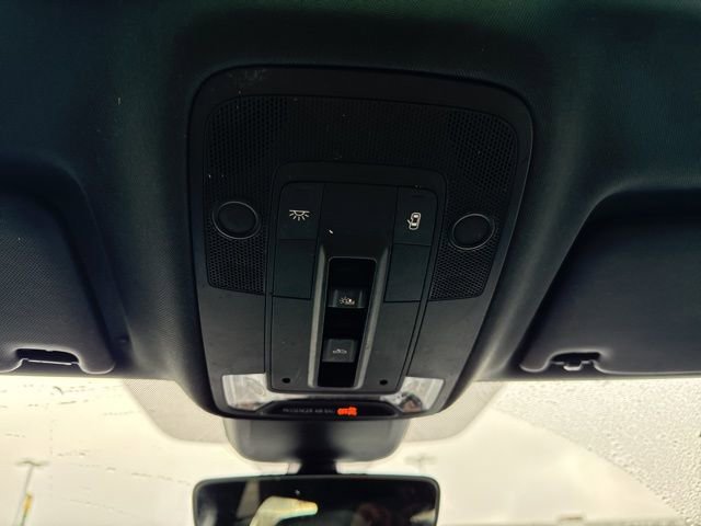 Used 2020 Audi Q3 2.0T Premium image 23