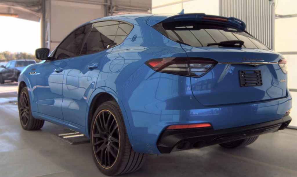 Used 2022 Maserati Levante F Tributo AWD/4WD image 6