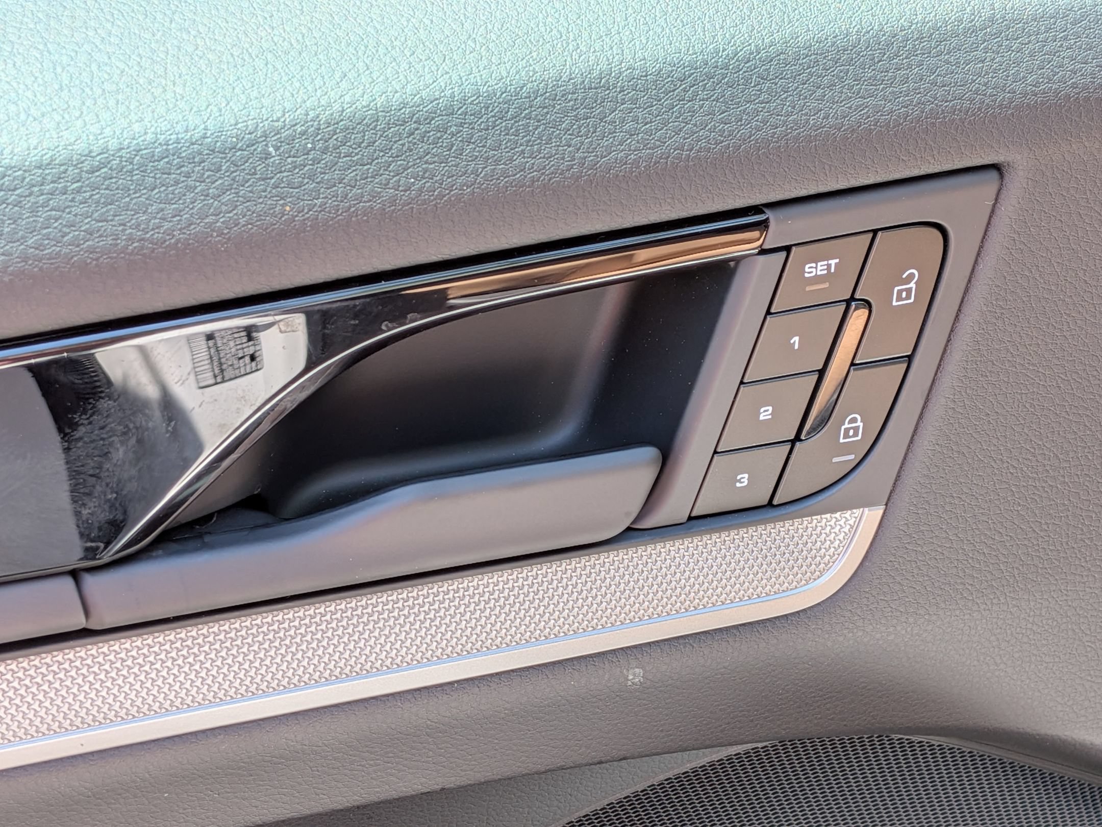 New 2026 Porsche Cayenne AWD/4WD image 23