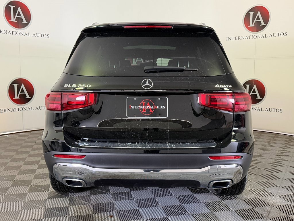 Used 2026 Mercedes-Benz GLB 250 4MATIC image 8