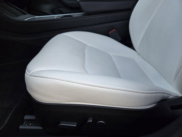 Used 2021 Tesla Model 3 Performance image 25