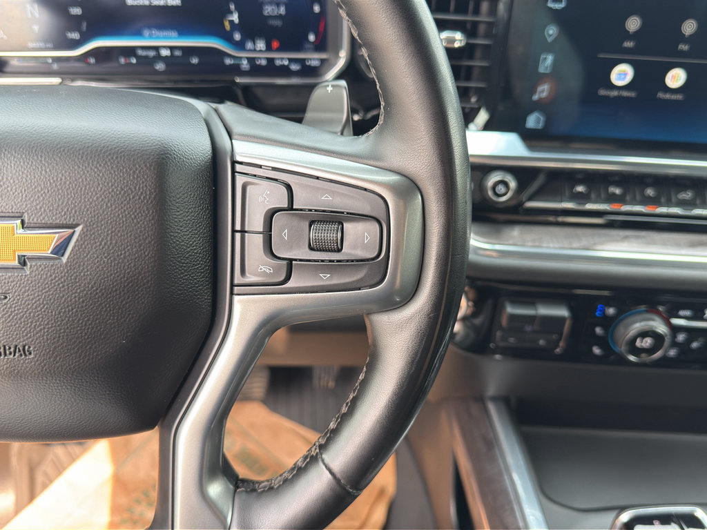 Used 2023 Chevrolet Silverado 1500 LTZ w/ Technology Package AWD/4WD image 32