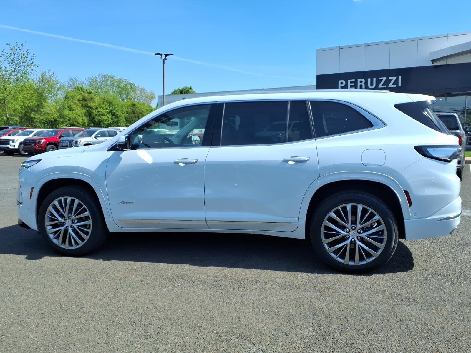 Certified 2026 Buick Enclave Avenir w/ Super Cruise Package AWD/4WD image 7