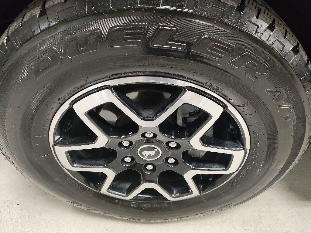 Used 2023 Ford Bronco Outer Banks AWD/4WD image 17