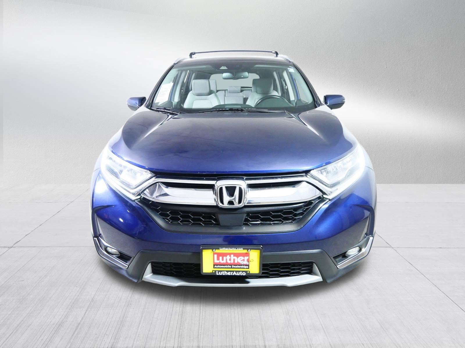 Used 2017 Honda CR-V Touring image 2