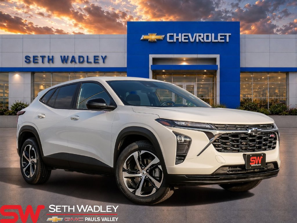 Used 2025 Chevrolet Trax RS w/ Sunroof Package FWD image 1