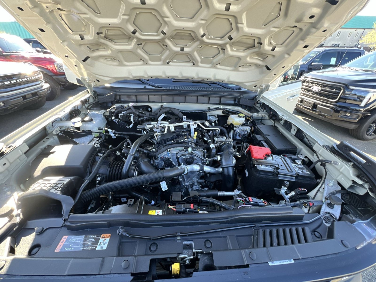 New 2025 Ford Bronco Outer Banks w/ Sasquatch Package AWD/4WD image 67