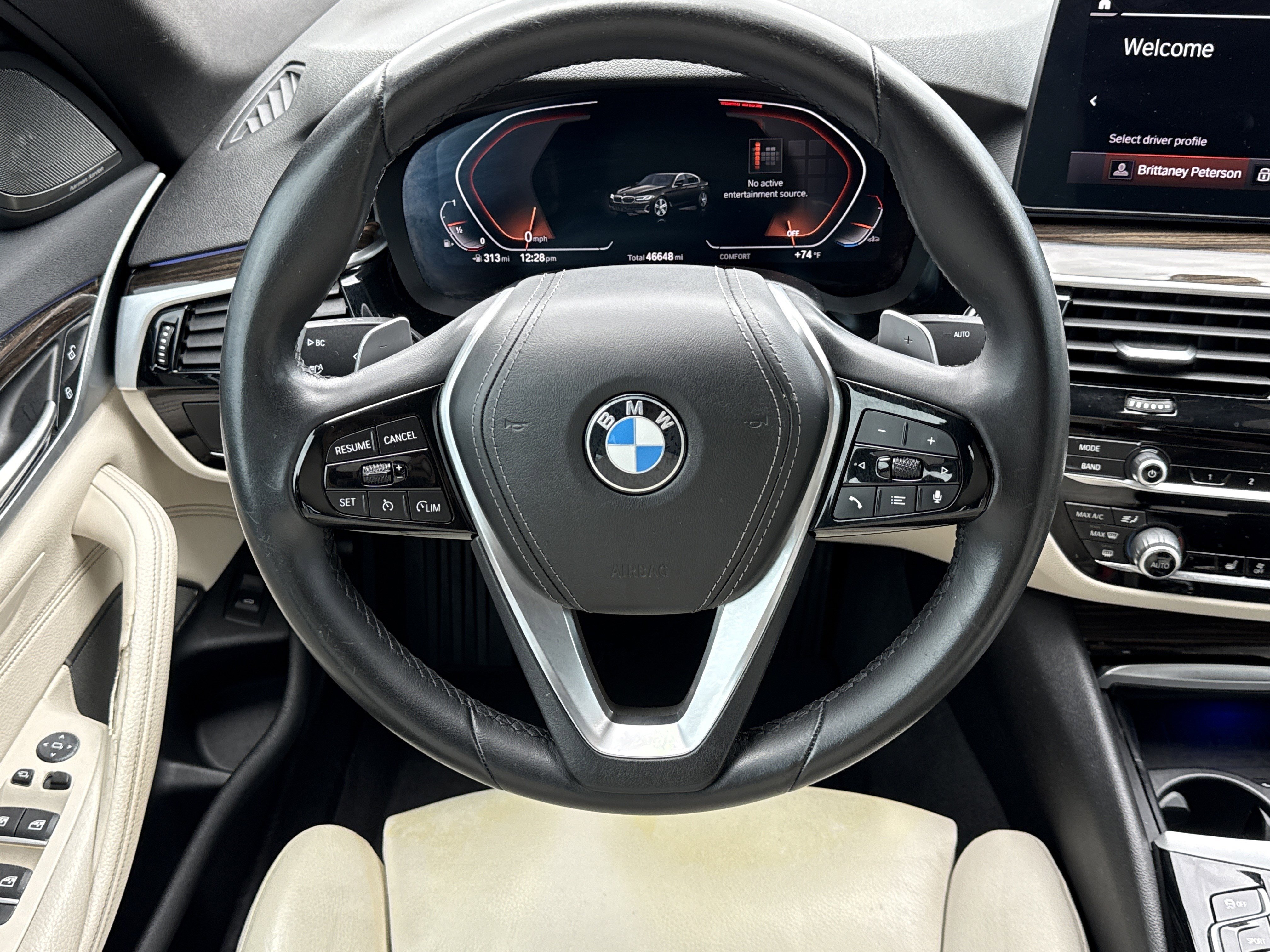 Used 2021 BMW 530i w/ Premium Package RWD image 18