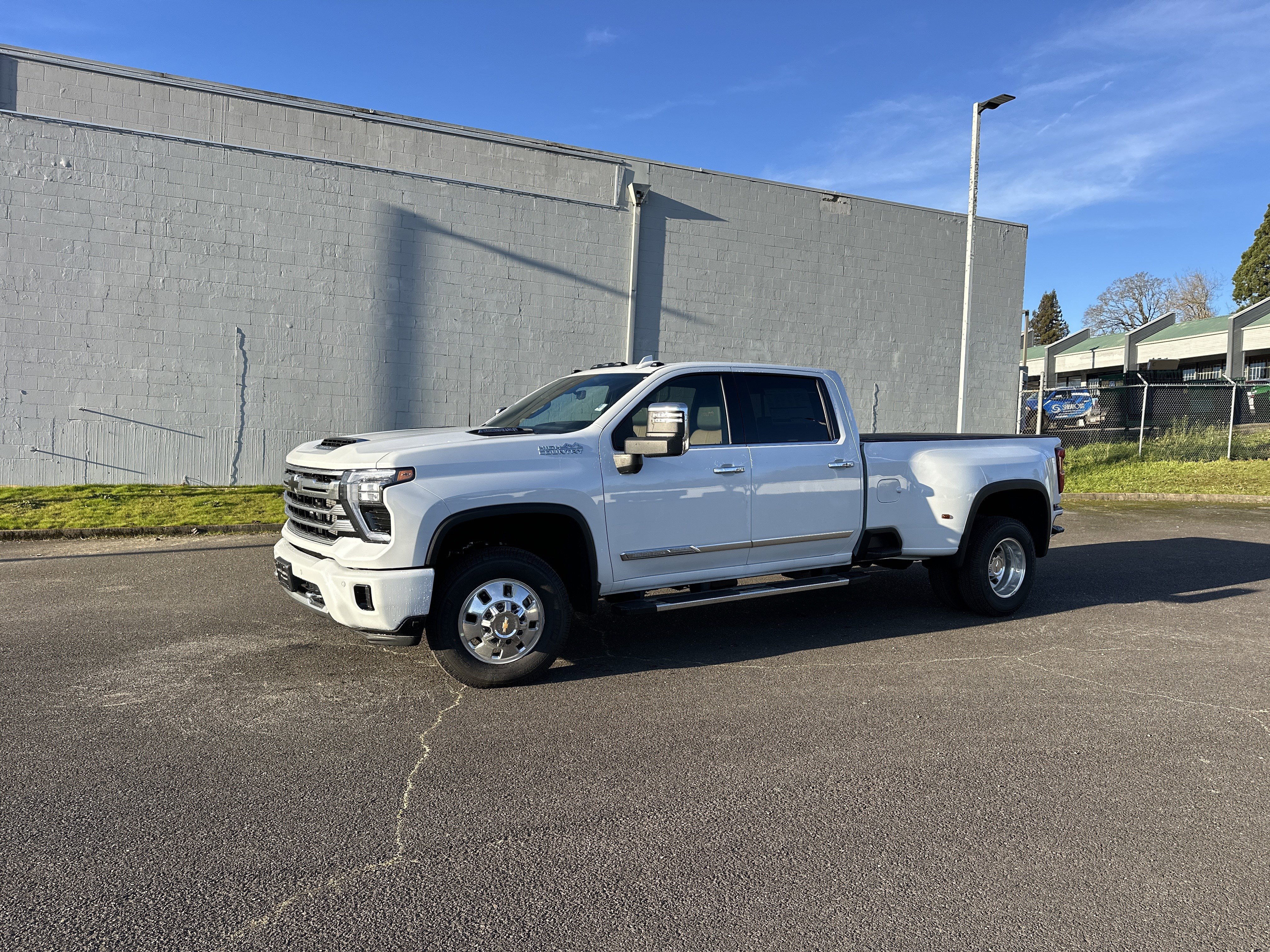 New 2026 Chevrolet Silverado 3500 High Country w/ High Country Premium Package image 1