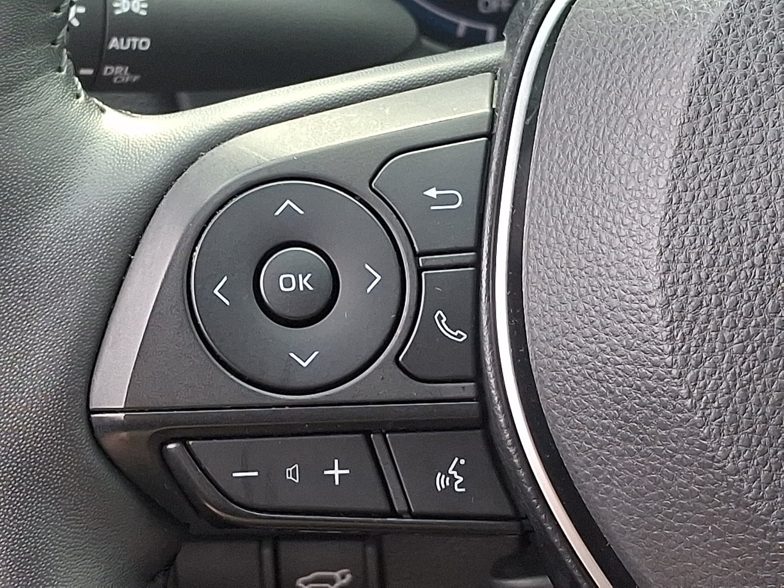Used 2023 Toyota RAV4 XLE w/ Convenience Package AWD/4WD image 22
