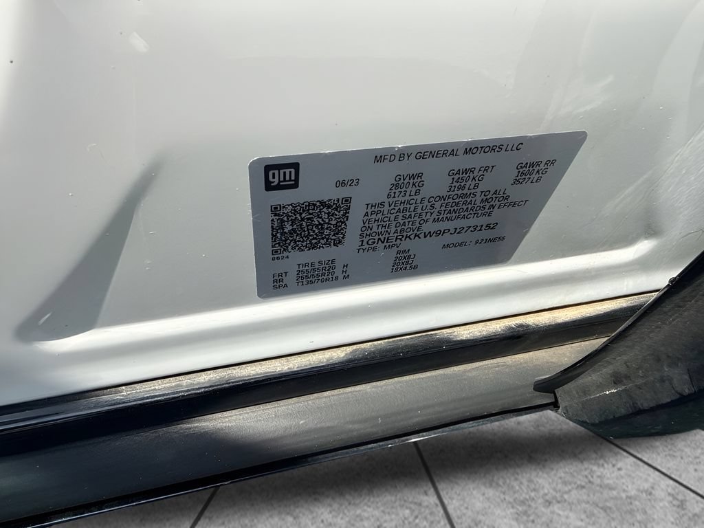 Used 2023 Chevrolet Traverse Premier w/ Redline Edition FWD image 24