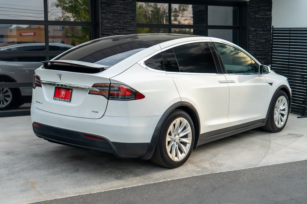Used 2017 Tesla Model X 75D AWD/4WD image 10
