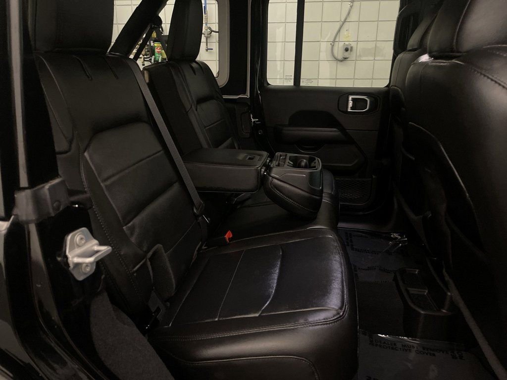 Used 2023 Jeep Wrangler Altitude image 20