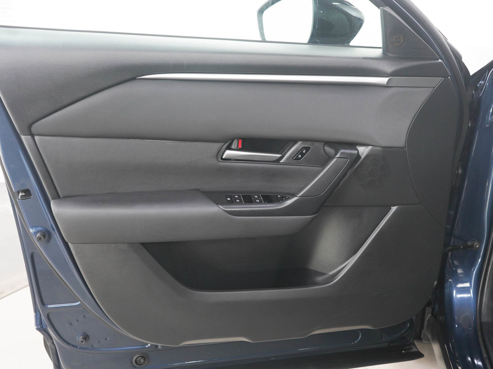 Used 2025 MAZDA CX-50 AWD 2.5 S w/ Select Package image 19