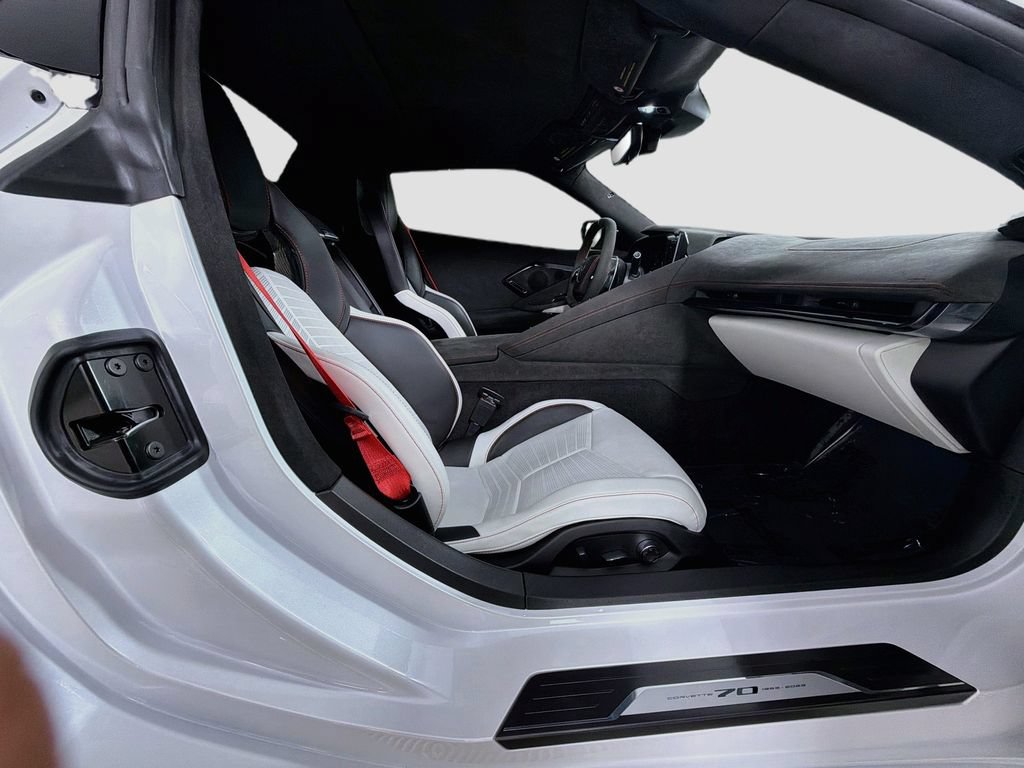 Used 2023 Chevrolet Corvette Stingray Premium Conv w/ Z51 Performance Package RWD image 25