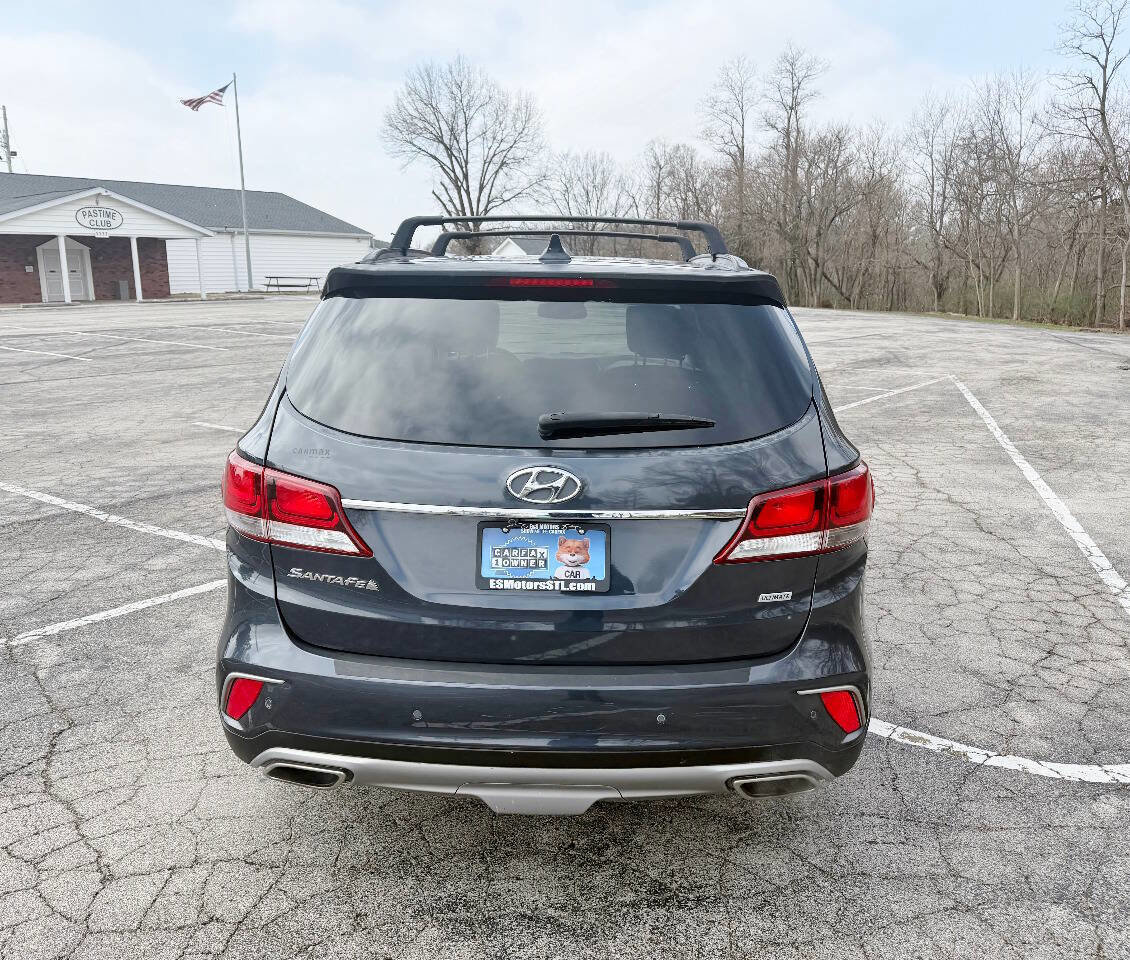 Used 2017 Hyundai Santa Fe SE Ultimate 4dr SUV w/ SE Ultimate Tech Package 03 image 6