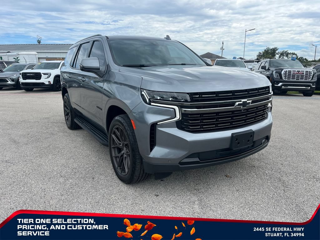 Used 2022 Chevrolet Tahoe RST w/ Luxury Package AWD/4WD image 3