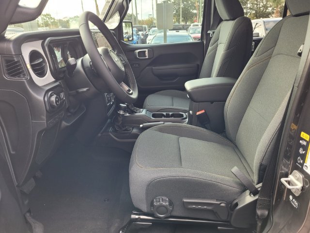New 2026 Jeep Gladiator Sport AWD/4WD image 12