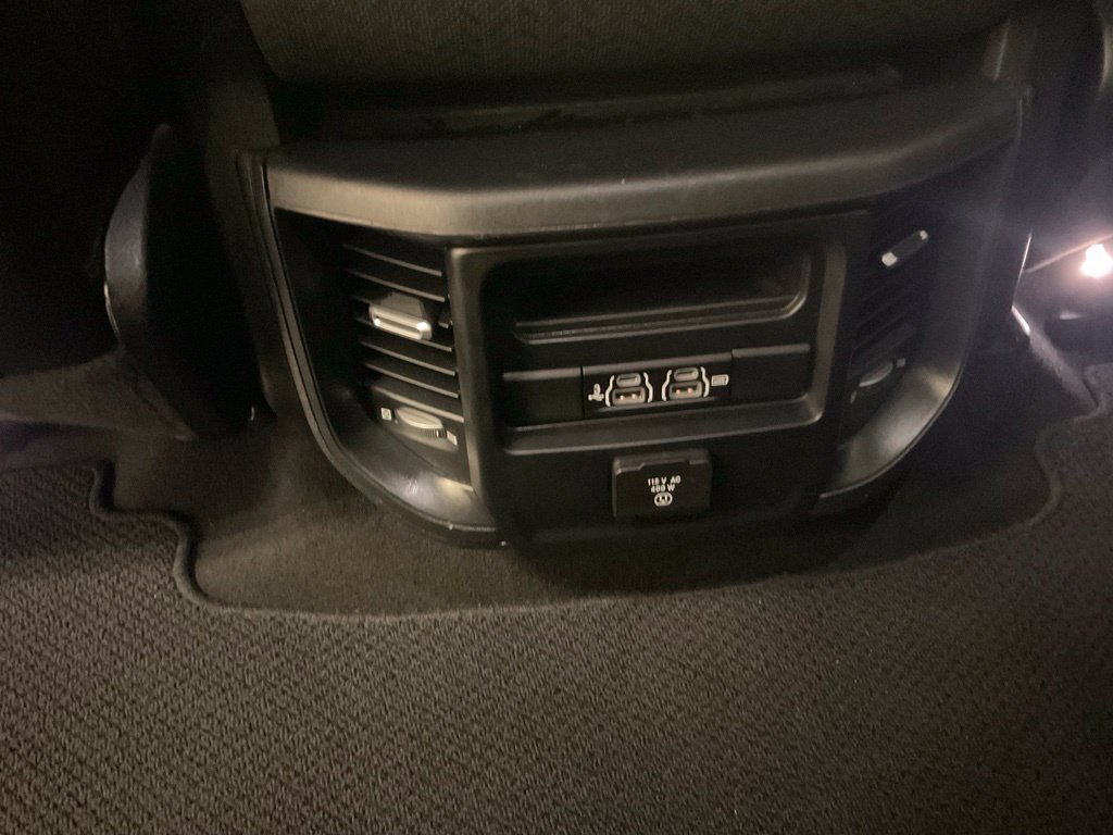 Used 2019 RAM 1500 Laramie AWD/4WD image 35