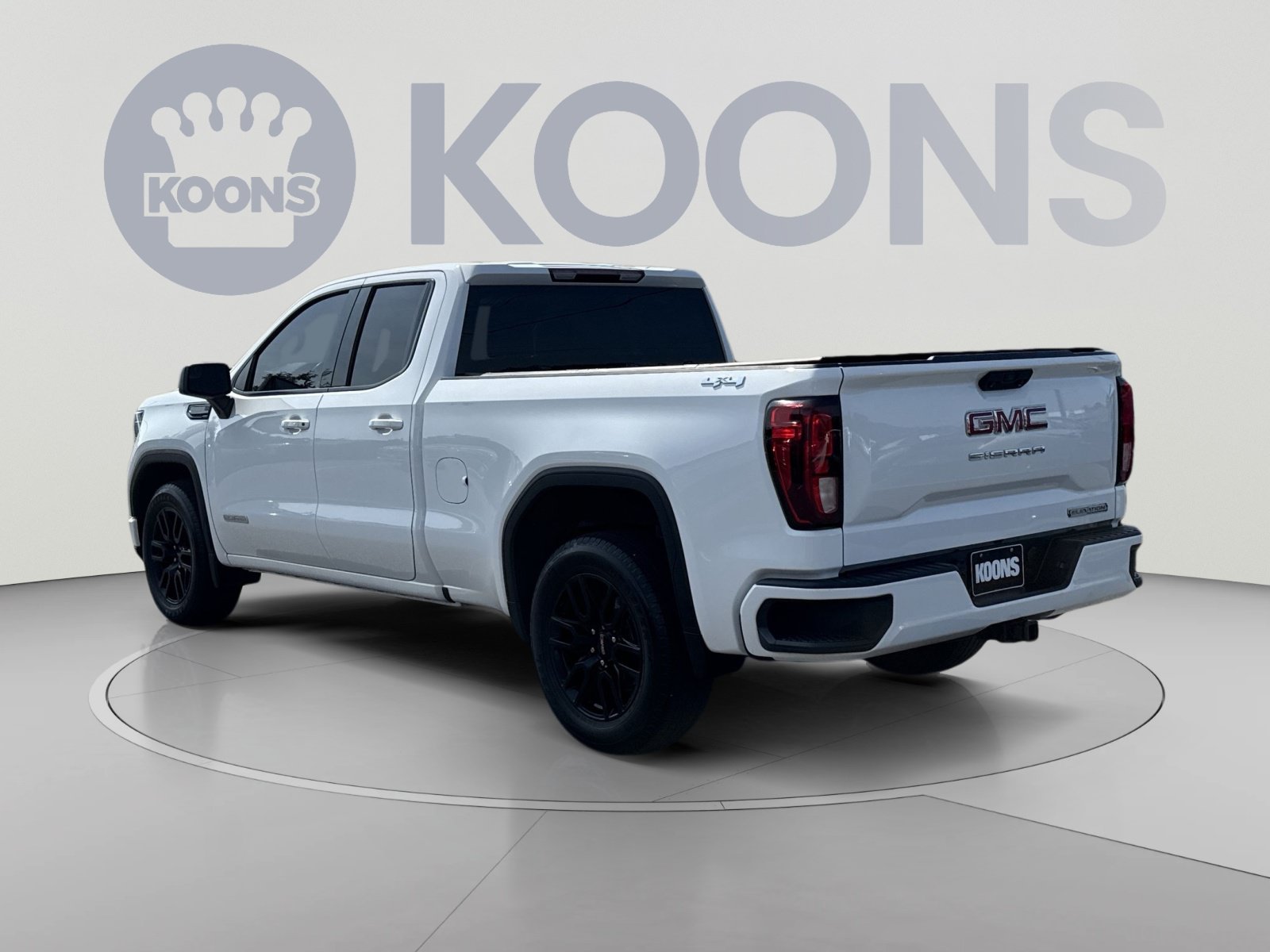Used 2023 GMC Sierra 1500 Elevation AWD/4WD image 4