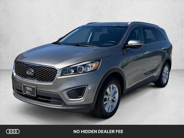 Used 2017 Kia Sorento FWD w/ LX Convenience Package