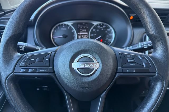 Certified 2025 Nissan Kicks Play S FWD image 26