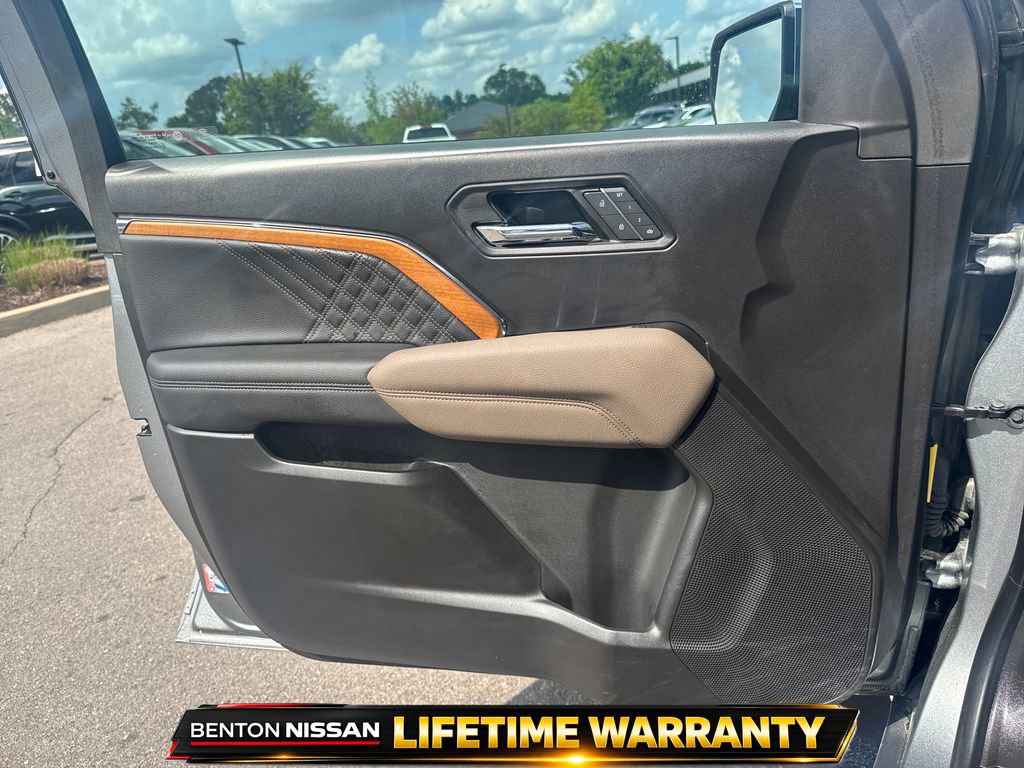 Used 2023 GMC Canyon Denali image 12