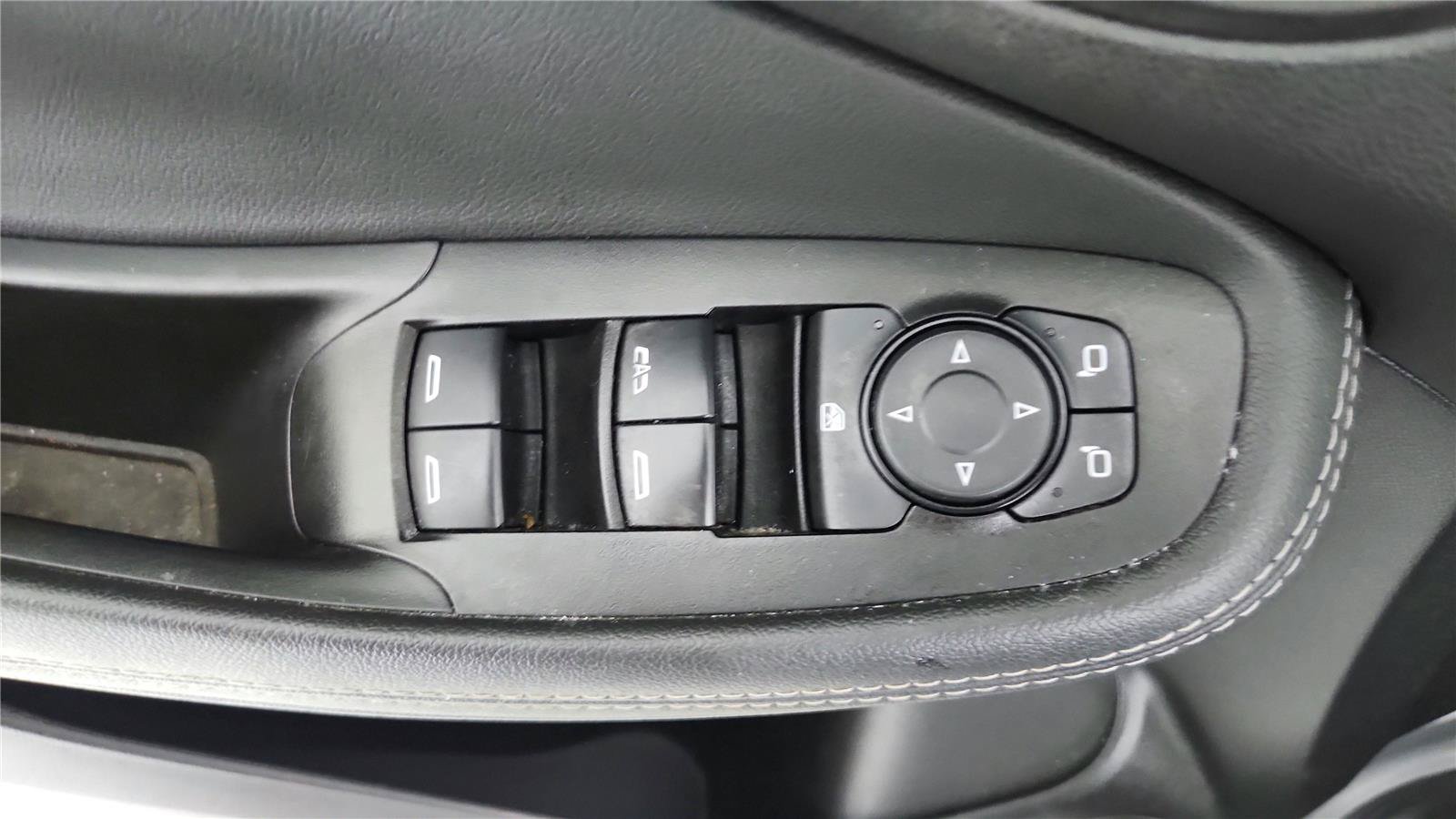 Used 2021 Buick Encore GX Preferred w/ Cold Weather Comfort Package FWD image 10