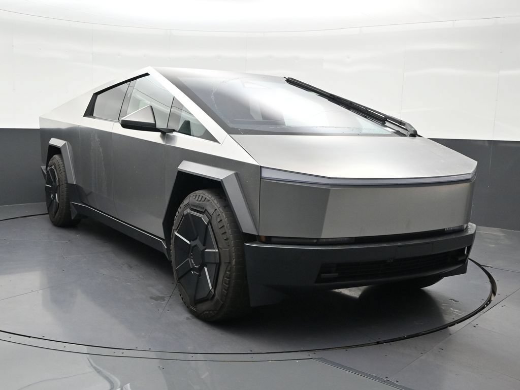Used 2024 Tesla Cybertruck AWD Crew Cab image 7