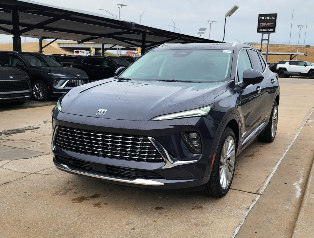 New 2026 Buick Envision Avenir image 8