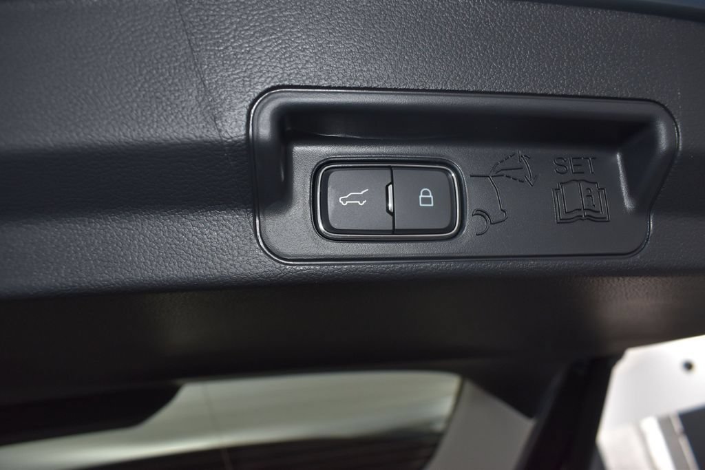 New 2026 Ford Explorer Active w/ Active Comfort Package AWD/4WD image 36