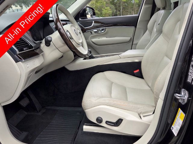 Used 2016 Volvo XC90 T6 Momentum w/ Momentum Plus Package AWD/4WD image 9