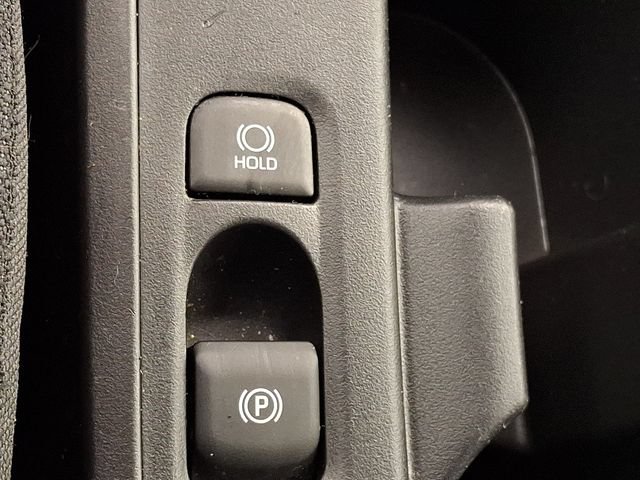 Used 2025 Toyota Corolla LE FWD image 28
