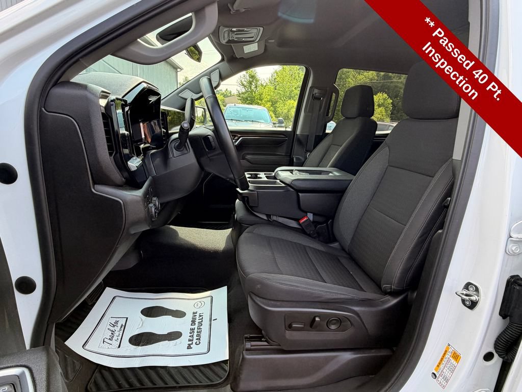 Used 2024 Chevrolet Silverado 1500 LT AWD/4WD image 12