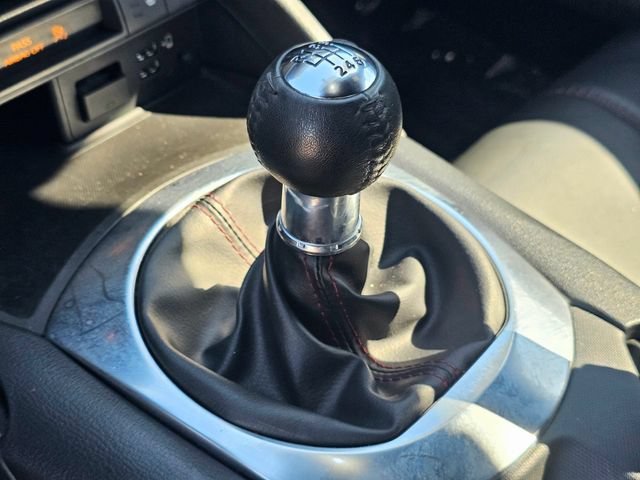 Used 2016 MAZDA MX-5 Miata Club RWD image 32