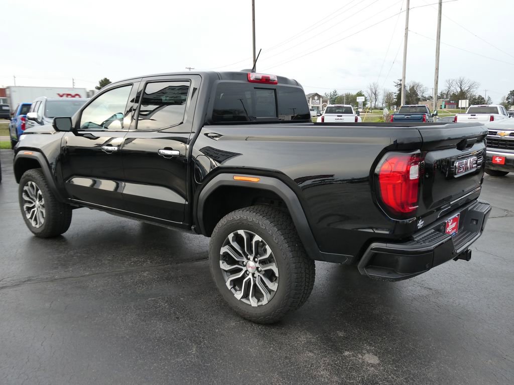 Certified 2024 GMC Canyon Denali image 8