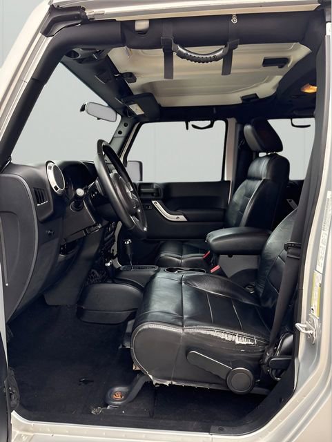 Used 2011 Jeep Wrangler Unlimited Sahara w/ Dual Top Group image 11