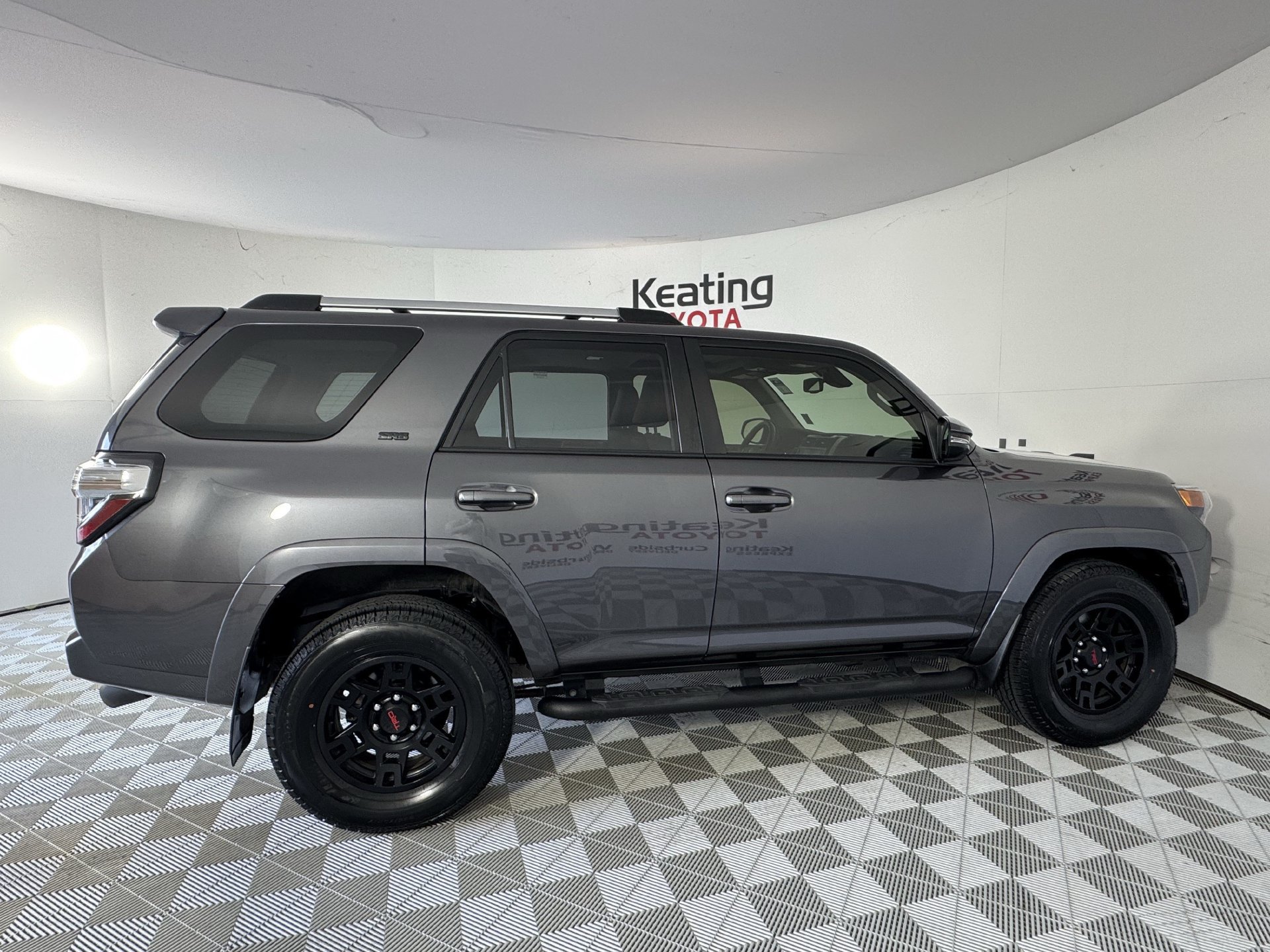 Certified 2023 Toyota 4Runner SR5 Premium w/ Moonroof Package RWD image 5
