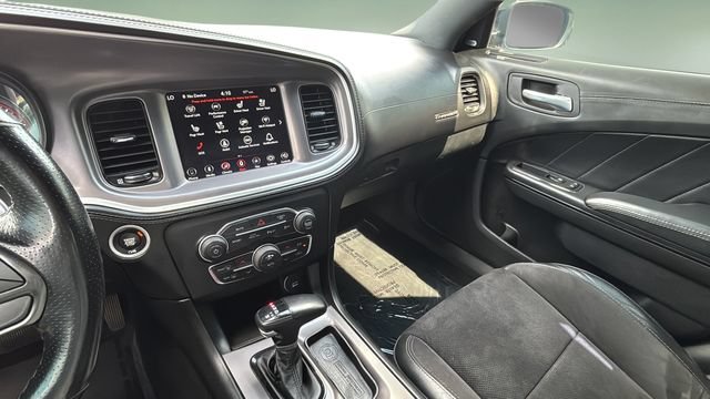 Used 2022 Dodge Charger R/T w/ Plus Group RWD image 24