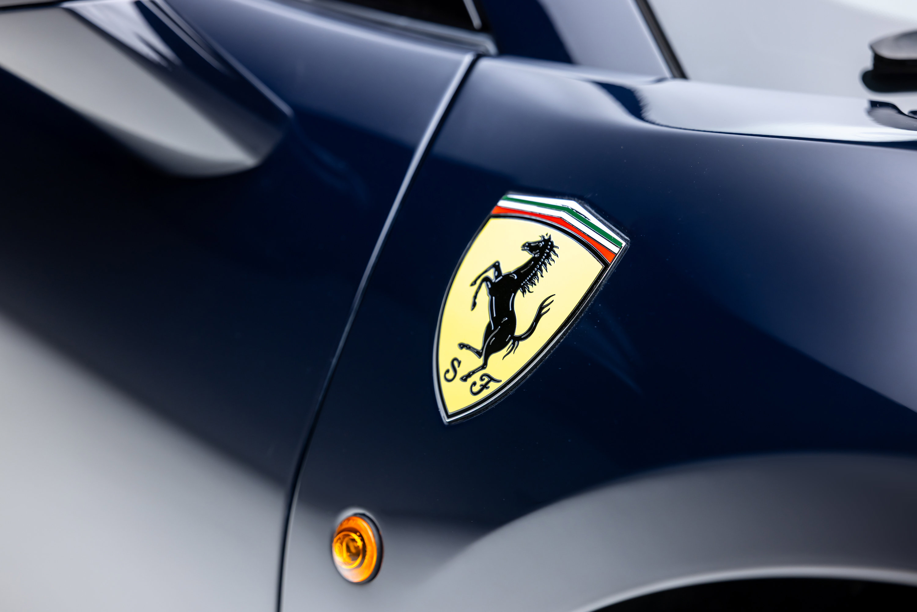 Used 2018 Ferrari 488 Spider RWD image 16
