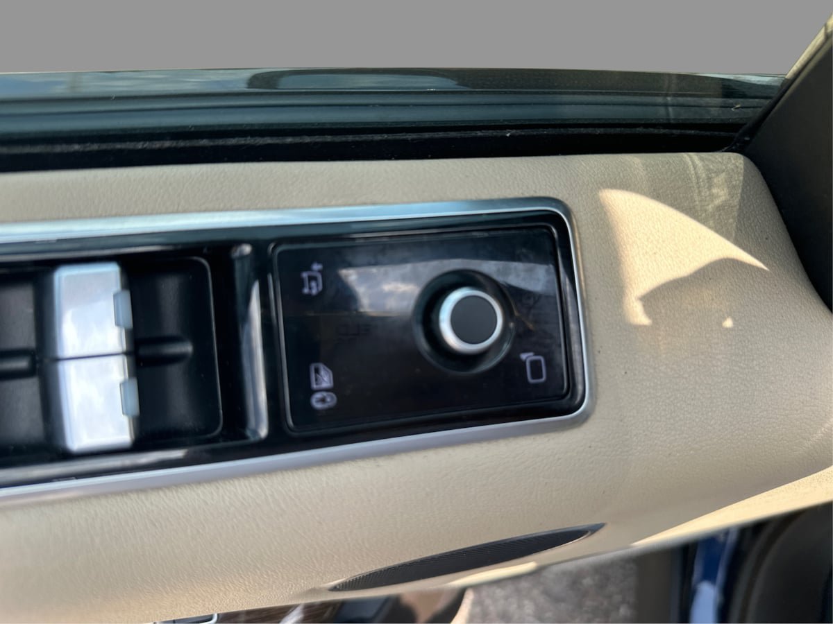 Used 2020 Land Rover Range Rover Sport HSE AWD/4WD image 43
