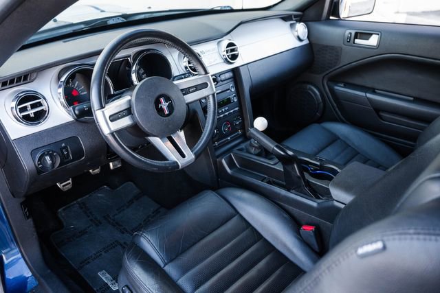 Used 2008 Ford Mustang GT Premium image 2