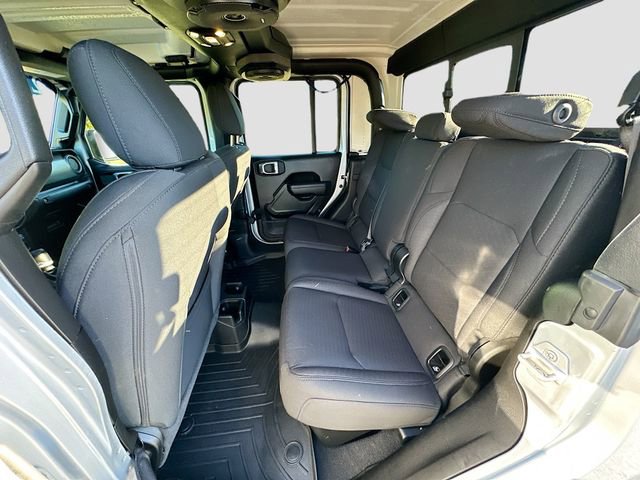 Used 2023 Jeep Gladiator Sport image 23