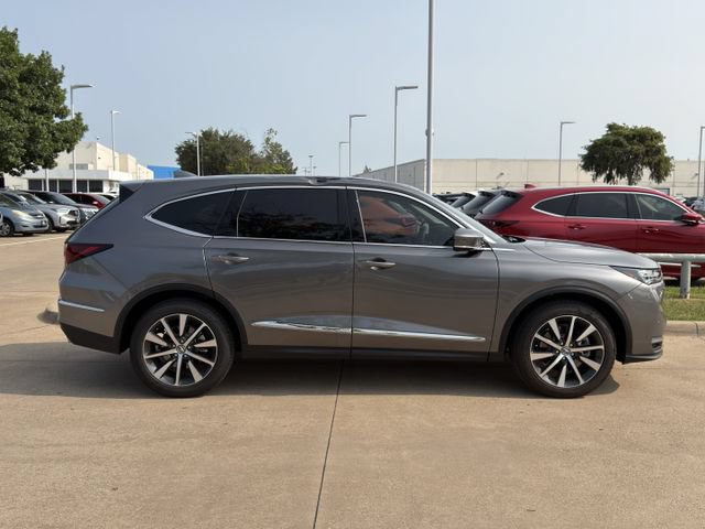 Used 2026 Acura MDX w/ Technology Package AWD/4WD image 4