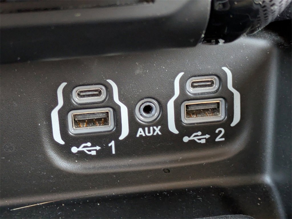 Used 2020 RAM 1500 Limited w/ Bed Utility Group image 24