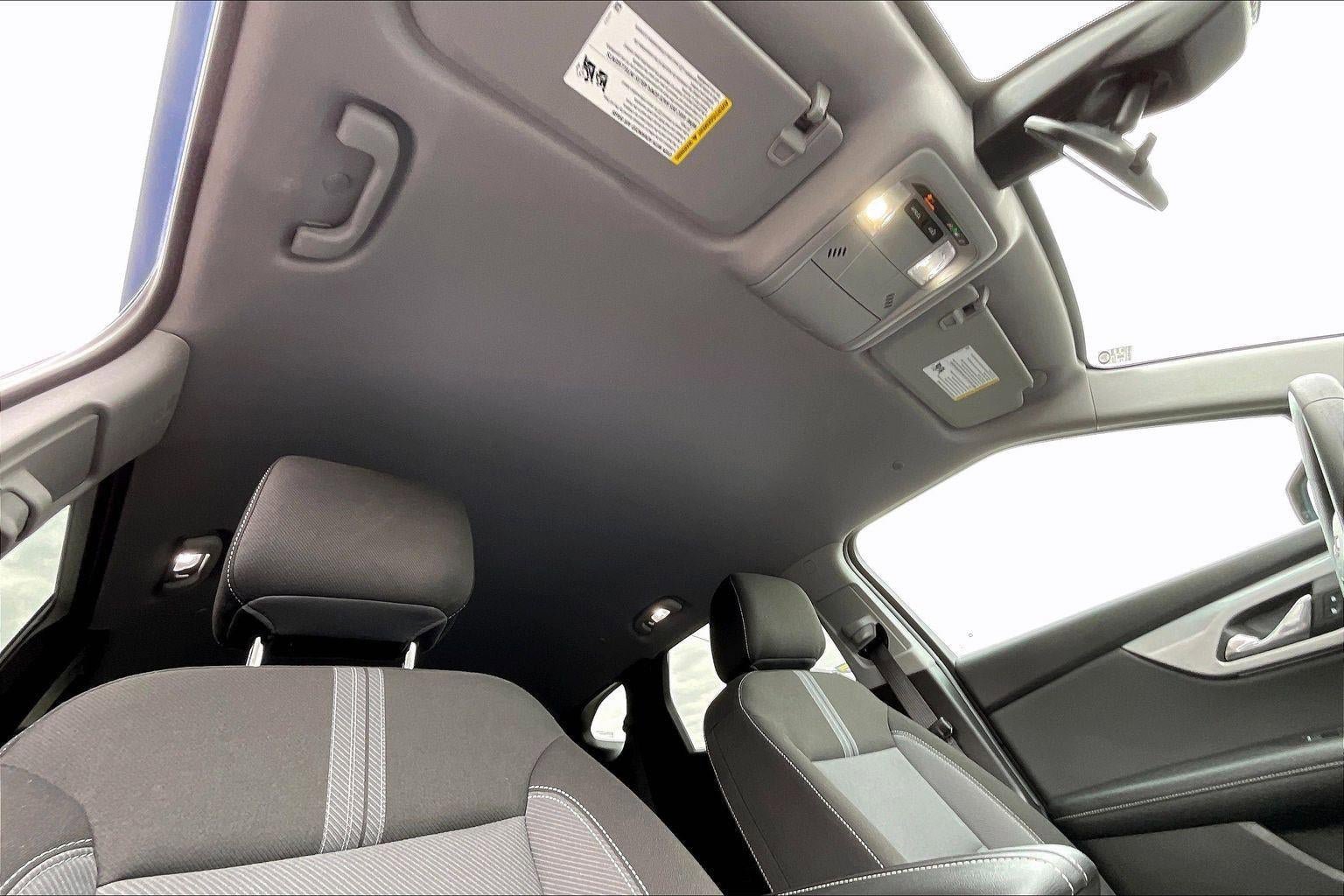 Used 2025 Chevrolet Blazer LT image 29