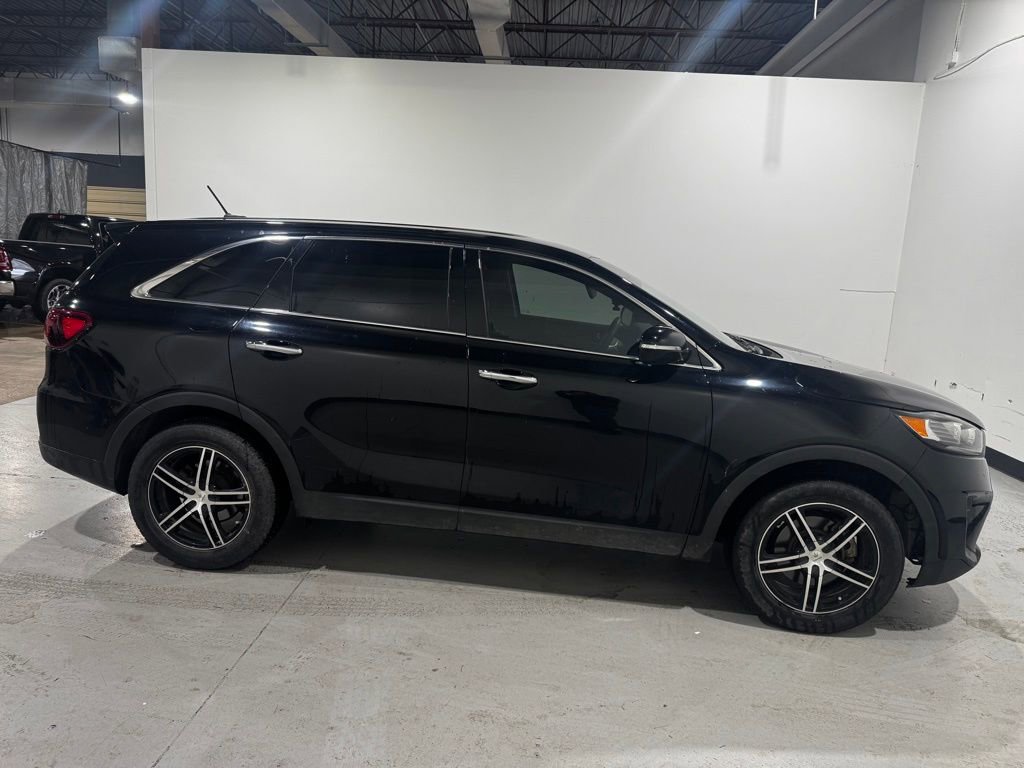 Used 2019 Kia Sorento L image 5